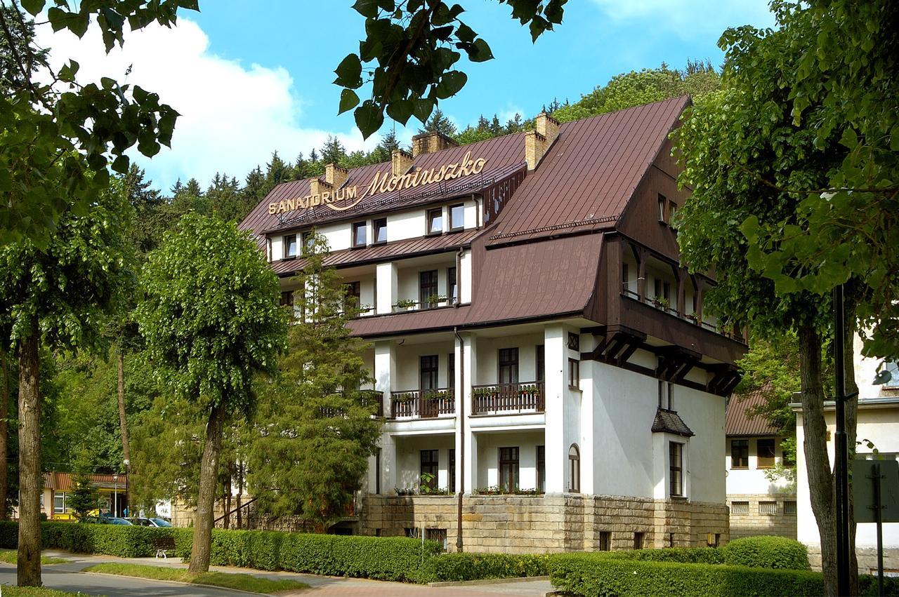 Hotel Moniuszko à Duszniki Zdrój Extérieur photo
